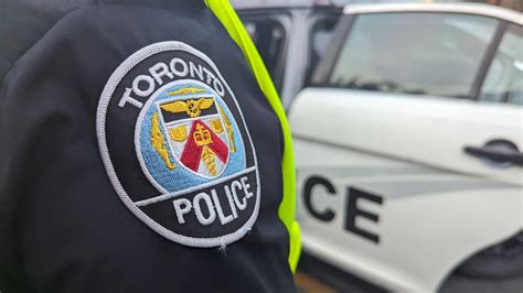 Teen boy among two Toronto suspects accused of stealing vehicle and trying to sell it